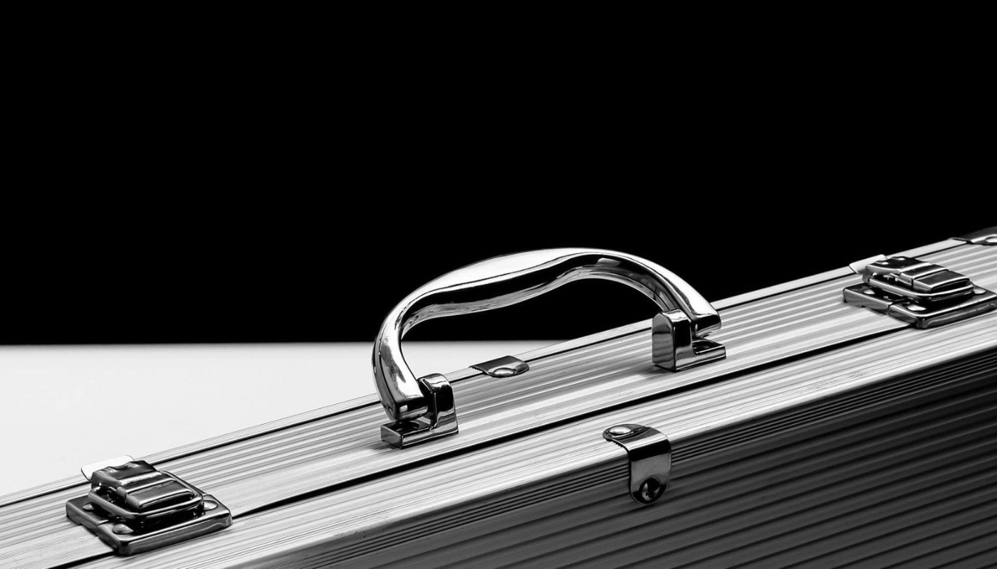 How to Choose Luggage Based on Travel Personality (Business vs. Explorer vs. Minimalist)