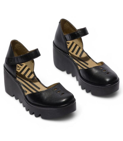 Fly London Women's Black Biso305Fly Mousse Leather Wedge Sandals