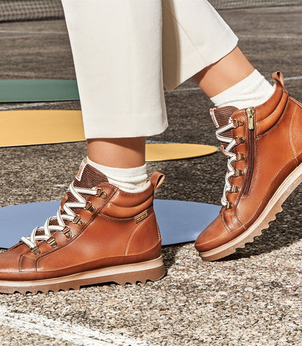 Pikolinos Women's Brandy Brown Leather Ankle Trainers Boots - Vigo