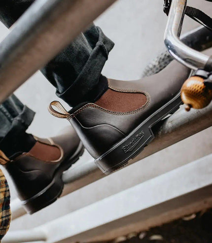 Blundstone #2038 Stout Brown Chelsea Boot
