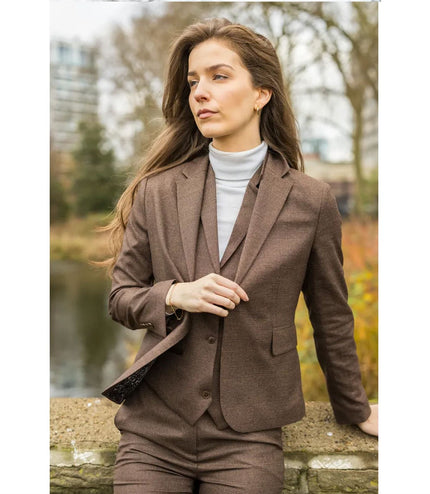 Women's Brown Three-Piece Tailored Fit Suit in Prince of Wales Check