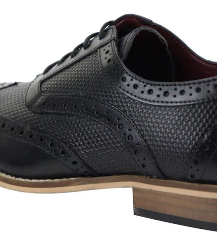 Mens Classic Oxford Brogue Shoes In Patterned Black Leather