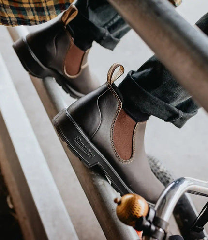 Blundstone #2038 Stout Brown Chelsea Boot