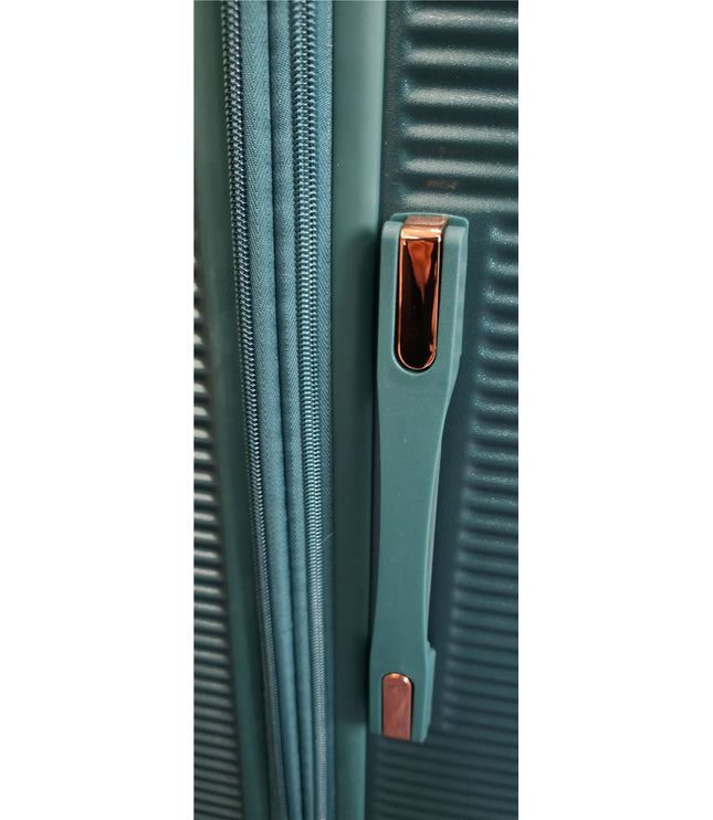 Cowra Medium Hard Shell Suitcase in Dark Green