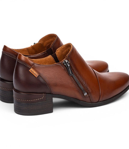 Pikolinos Women's Brown Leather Low Heel Shoes - Malaga