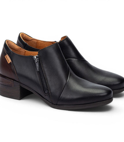 Pikolinos Women's Black Leather Low Heel Shoes - Malaga