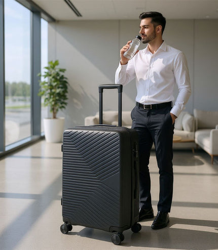 Junee Large Hard Shell Suitcase in Black
