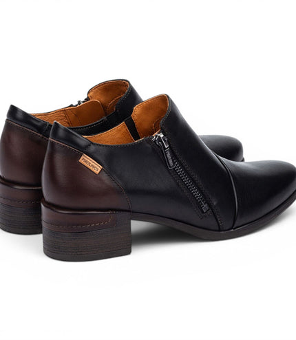 Pikolinos Women's Black Leather Low Heel Shoes - Malaga