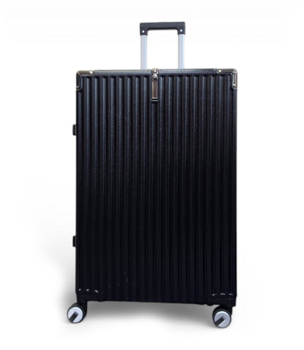 Airdrie Large Hard Shell Suitcase in Black