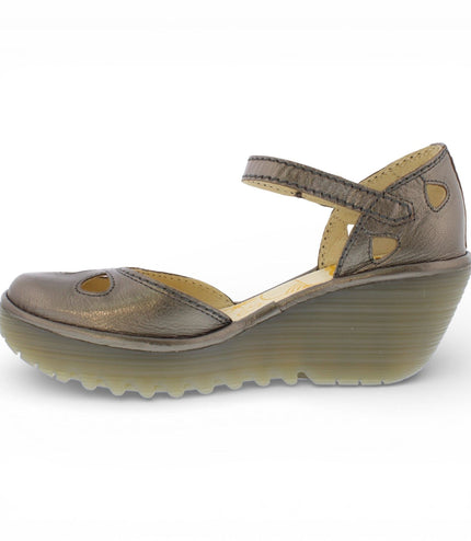 Fly London Women's Yuna Bronze Brown Leather Wedge Sandals