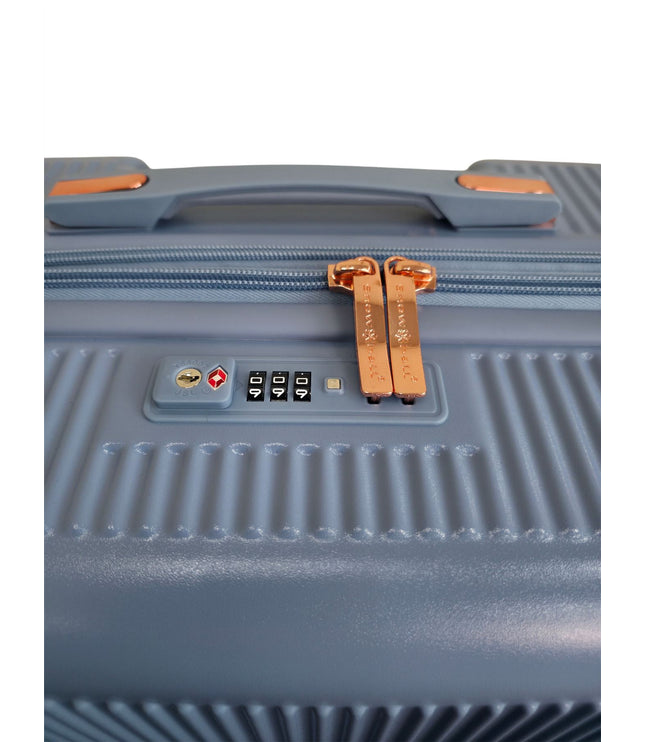Cowra Medium Hard Shell Suitcase in Blue