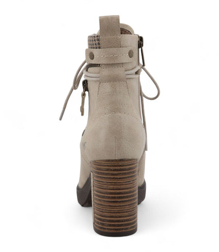 Mustang Women's Off-White High-Heeled Ankle Boots