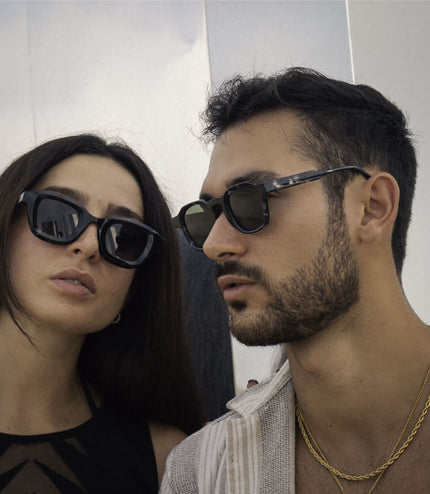 De-Gamme Black Geometric Frame Square Polarized Sunglasses - Saint Marlo