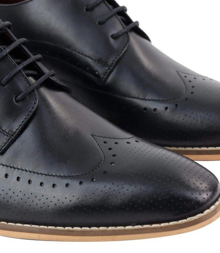 Mens Classic Oxford Brogue Shoes In Perforated Black Leather