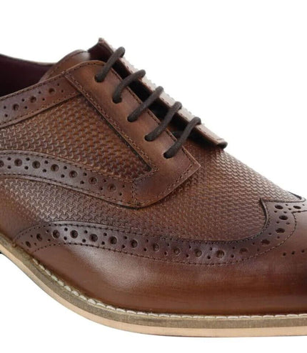 Mens Classic Oxford Brogue Shoes In Patterned Tan Leather