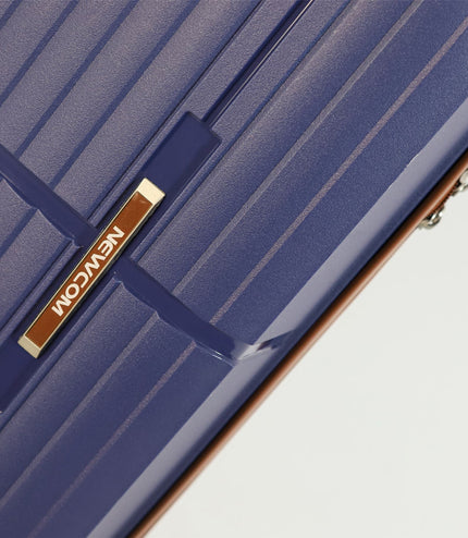 Corowa Large Hard Shell Suitcase in Teal Blue